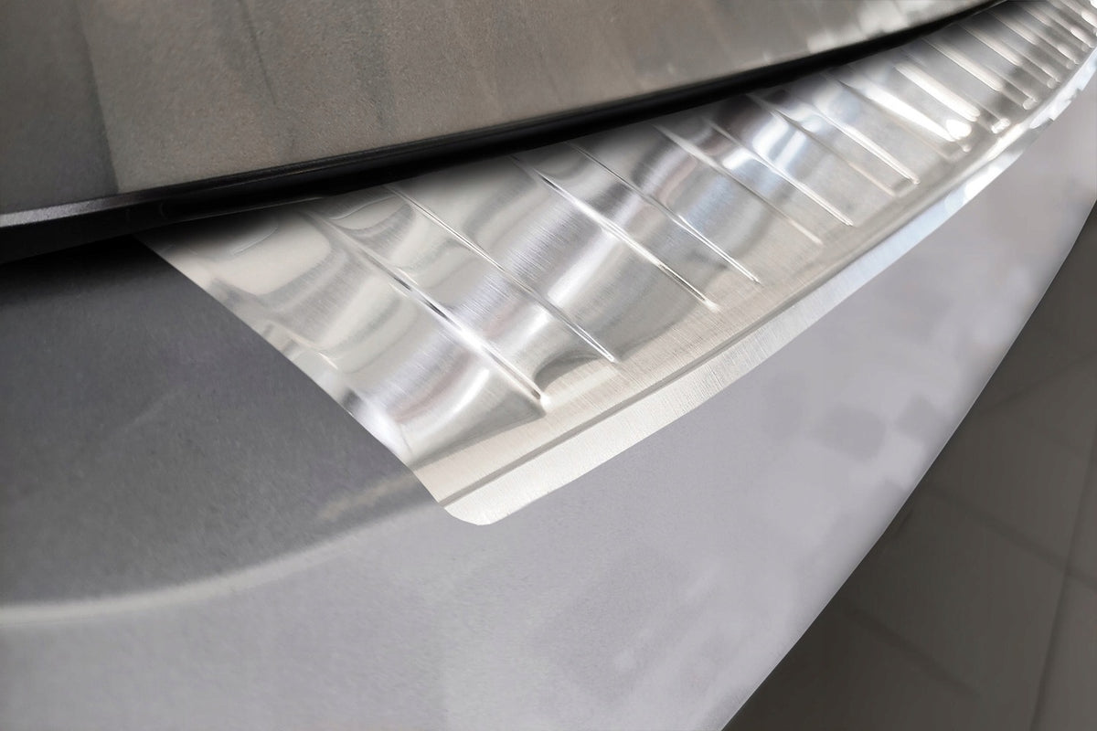 Avisa bakfangerbeskytter til Vw Passat B8 Sedan / Silver Edition – enkel 3M-montering