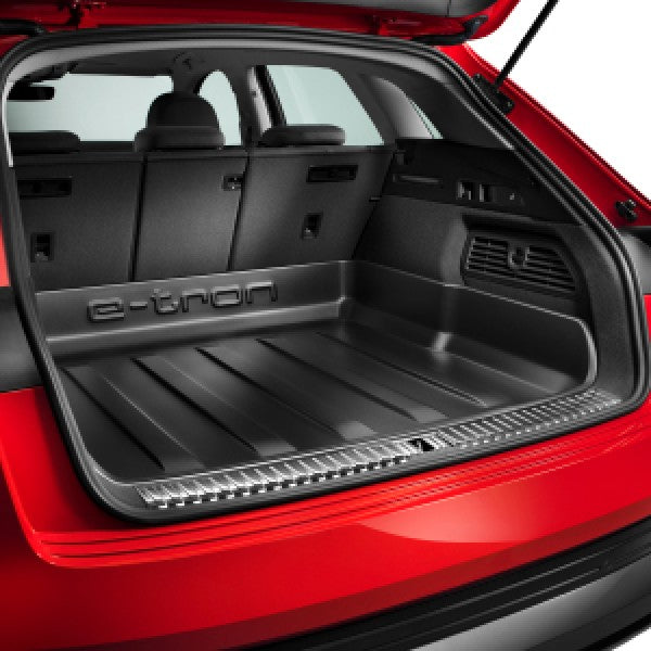 Bagasjeromsmatte Audi e-tron / Q8 e-tron (2018-2023) – antiskli myk plast | VAG OEM - detaljer