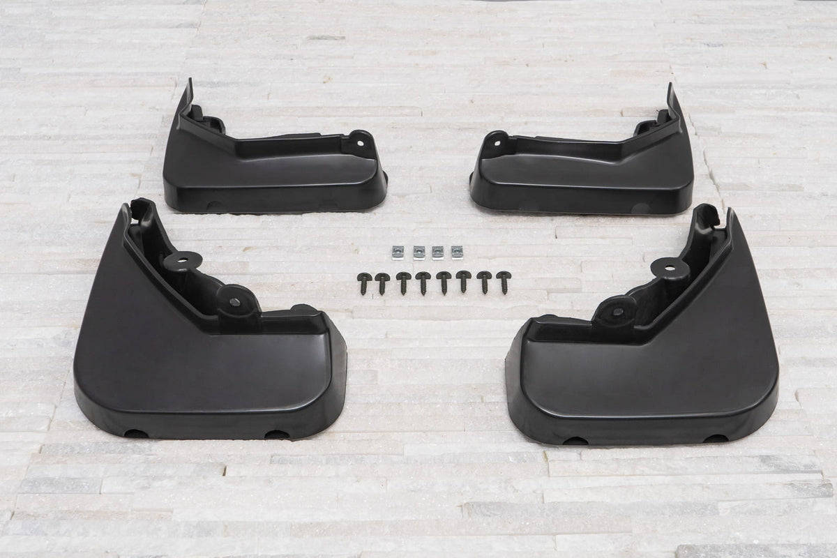 Ven-Tuning skvettlapp til Mercedes E (W212) Sedan / for facelift modeller – svart ABS-plast