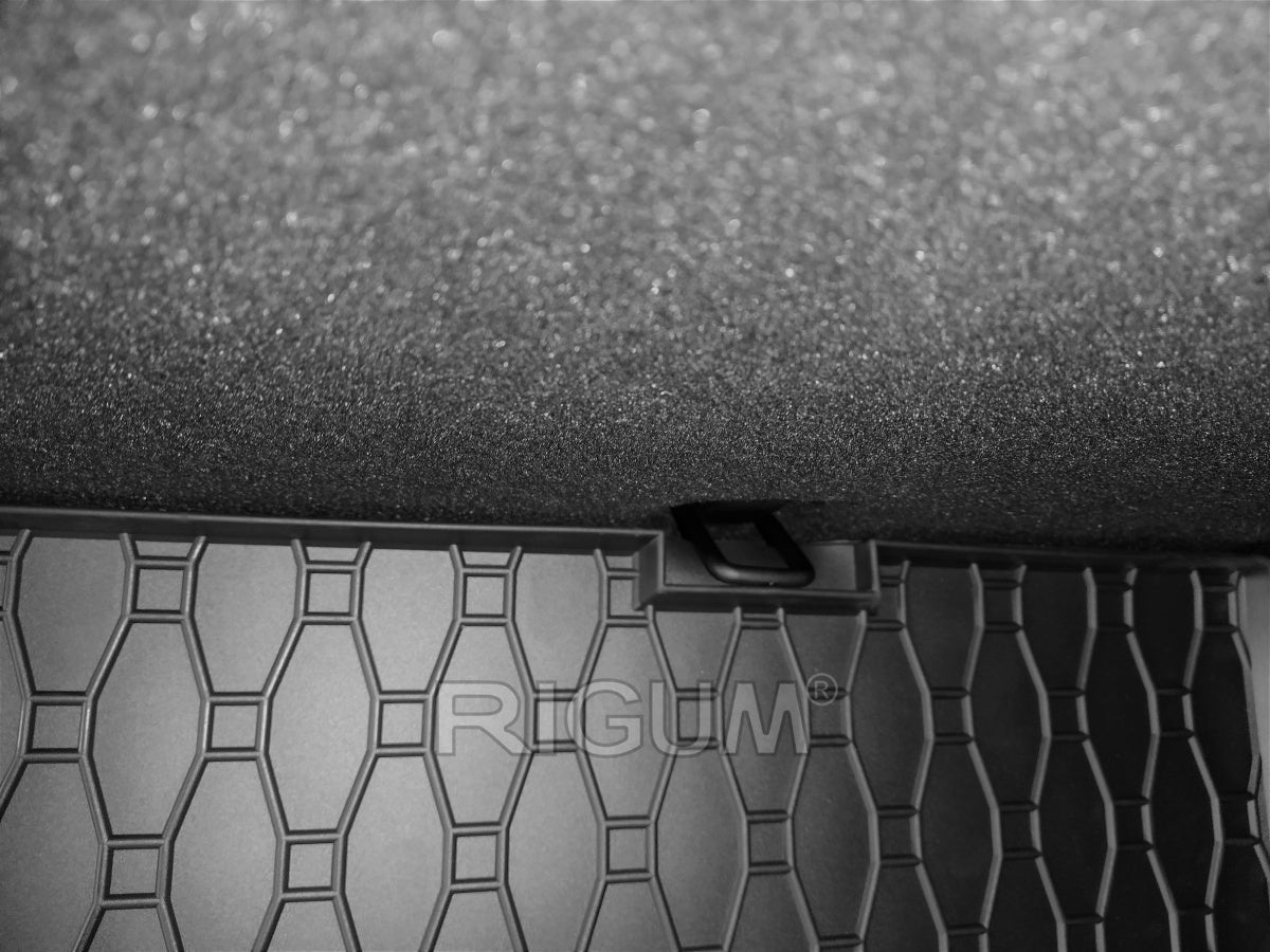 Rigum bagasjeromsmatte til Mazda CX-30 – olje- og bensinbestandig