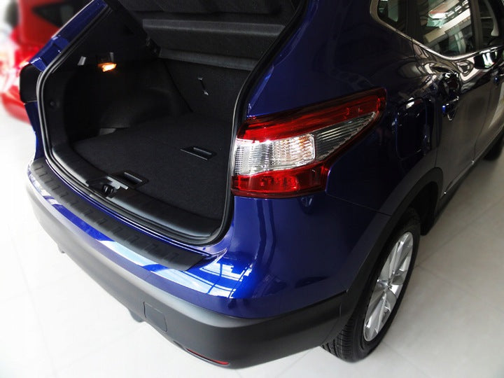 Noname bakfangerbeskytter til Nissan Qashqai (J11) – enkel 3M-montering
