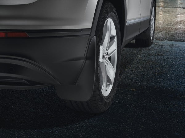 VAG OEM skvettlapp til Vw Tiguan II / Black - sett 2 stk. – ABS Automotive