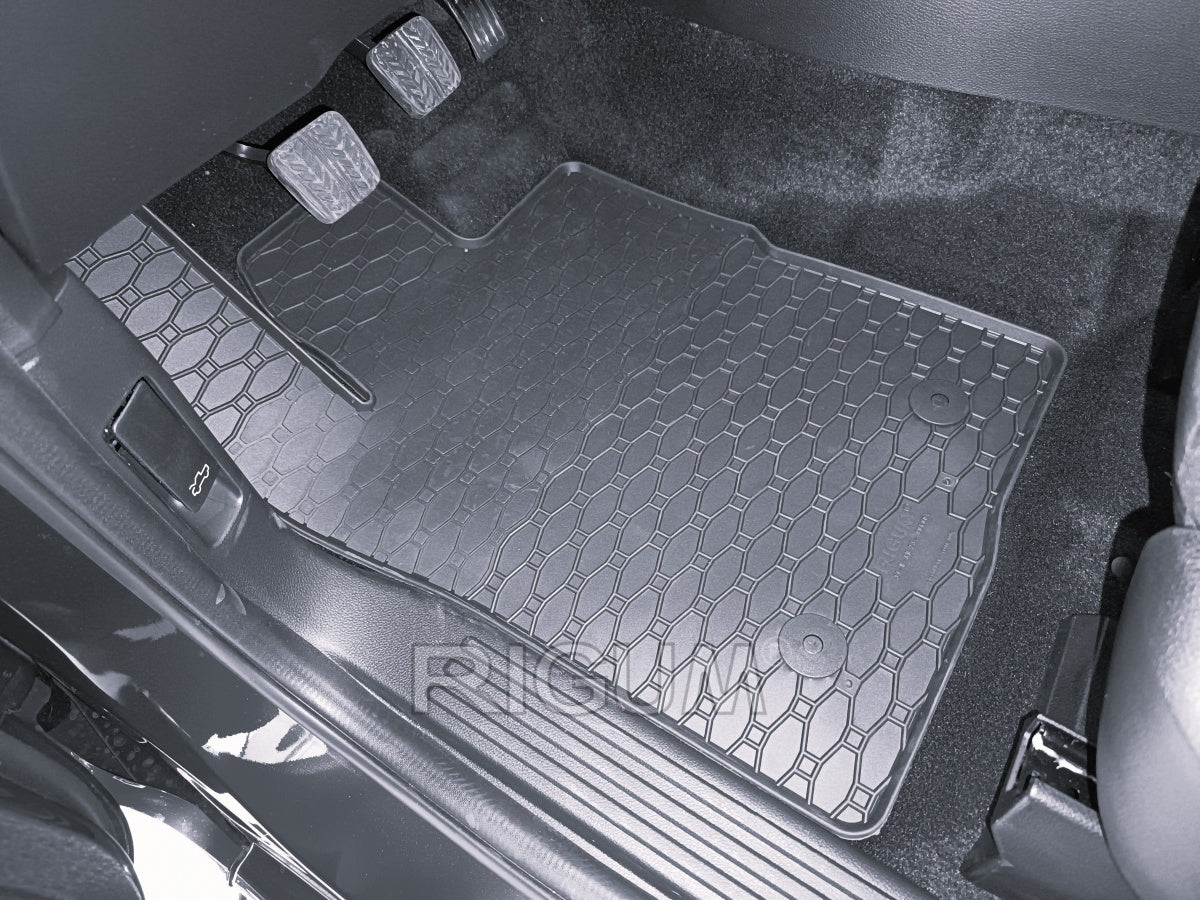 Rigum gulvmatter til Vw Amarok II – vanntette og slitesterke