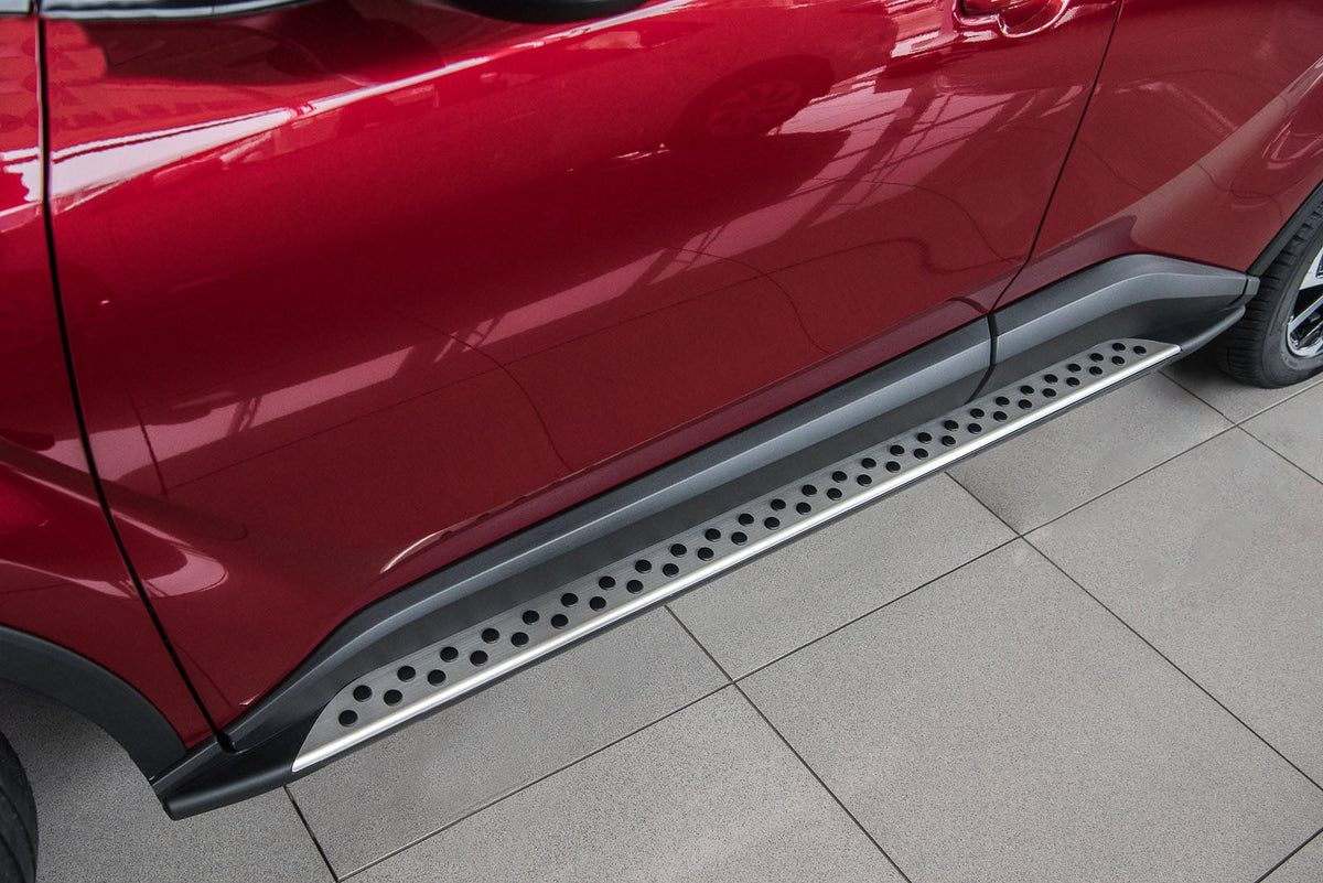 Stigtrinn Ventshield til Toyota C-HR 2016-2023 i aluminium og ABS med monteringssett