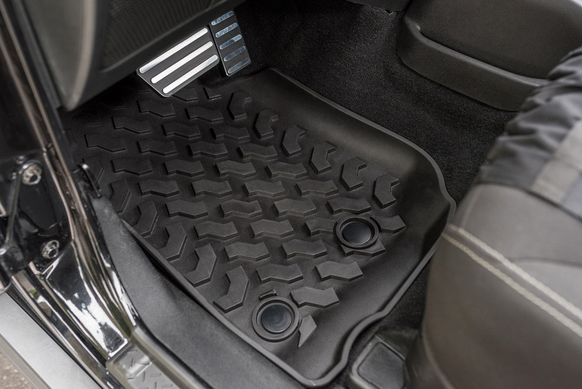Gulvmatter Jeep Wrangler JK (2006-2018) – Allværs Premium med sidekant - nærbilde