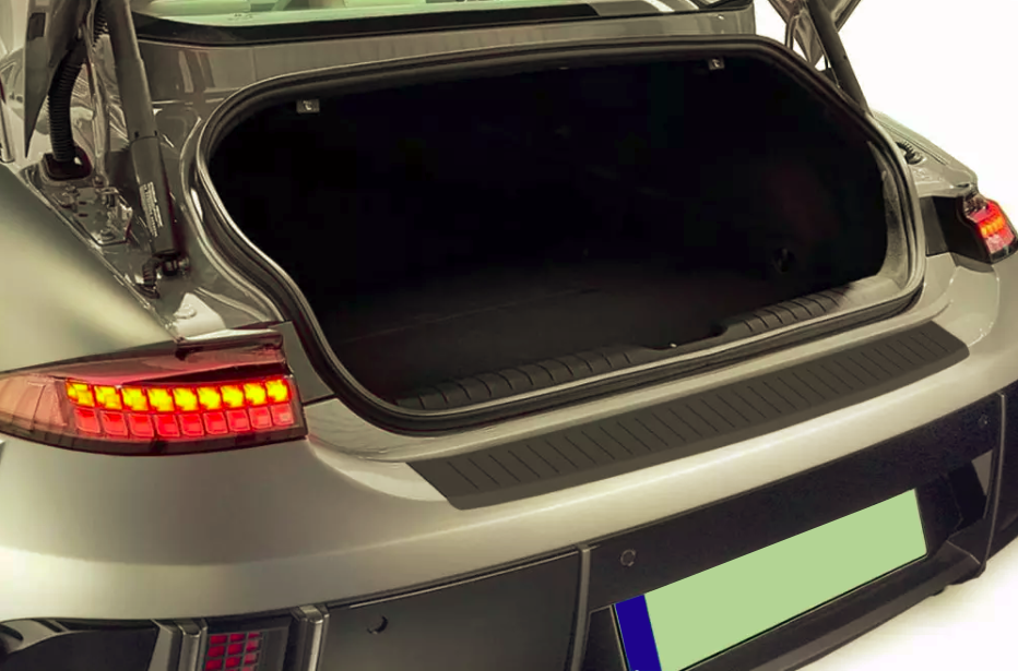 Bakfangerbeskytter i sort PU-plast fra Rider montert på Hyundai Ioniq 6