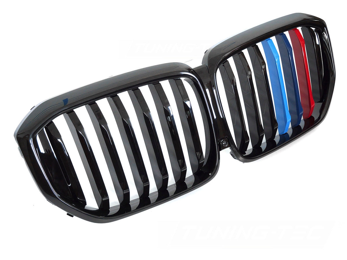 Grill til BMW X5 G05 LCI 23- i blank sort/trefarget sett rett forfra på hvit bakgrunn.
