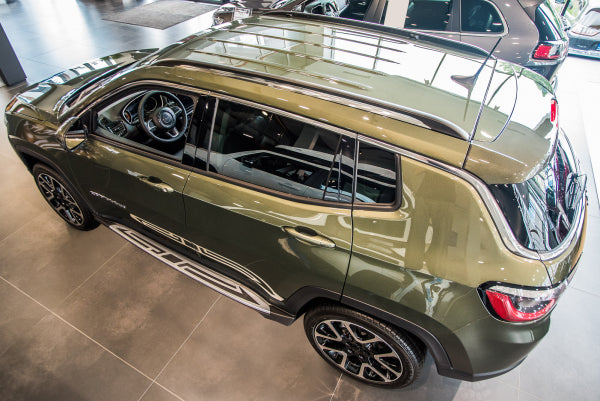 Stigtrinn Jeep Compass Ventshield (2016-) - nærbilde