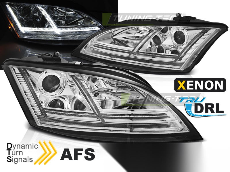 Detaljbilde av frontlykter Audi TT 8J 06-10 med LED-detaljer.