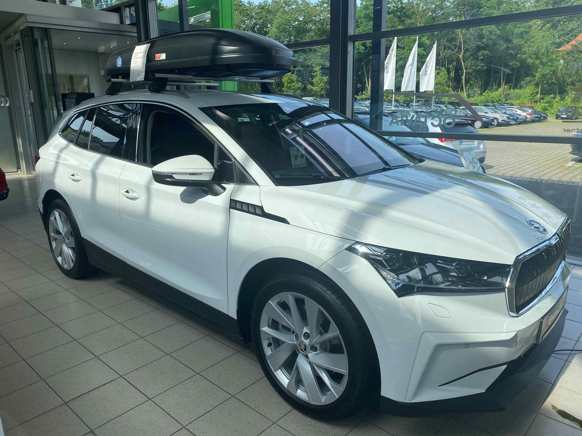 Takstativ Skoda Enyaq iV OEM (2020-) - nærbilde