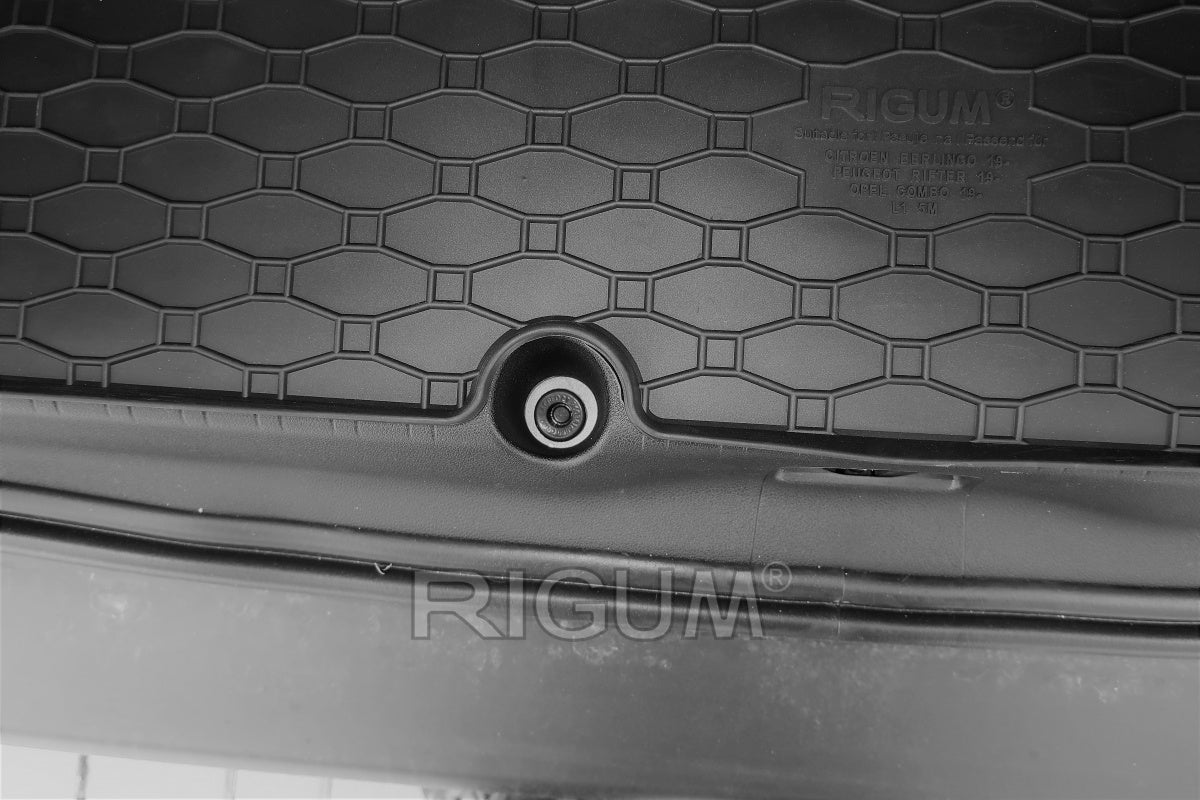Bagasjeromsmatte Opel Combo Life (2018-) – Luktfrie Gummi - nærbilde