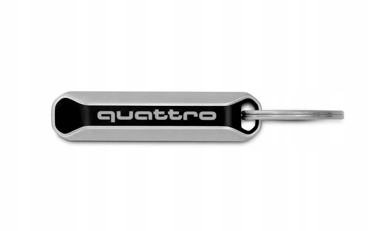 Nøkkelring Med Audi Quattro Logo Fra Autorisert Forhandler Q