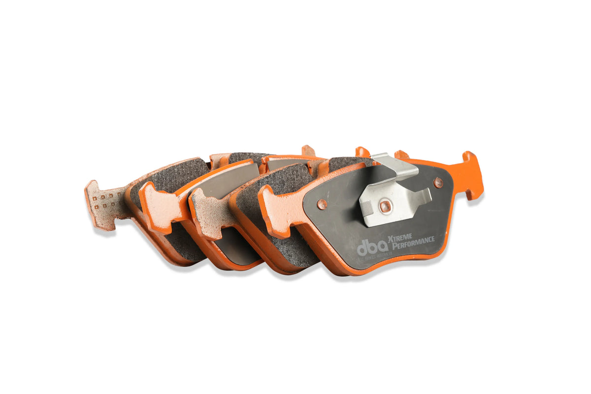 DBA Xtreme Performance bremseklosser DB1522XP montert foran på BMW Z4 E85/E86 02-08
