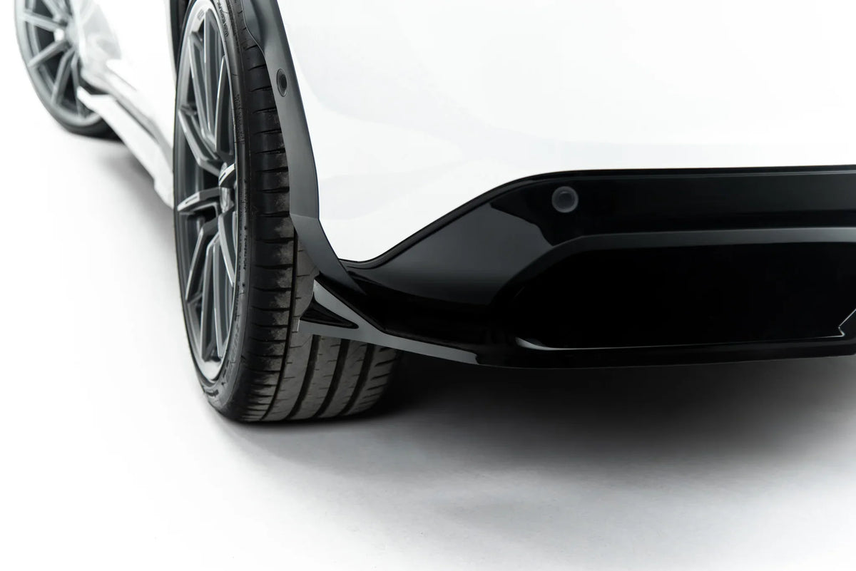 Blank sort bakre diffuser som gir T-Roc Mk2 et sportslig bakparti