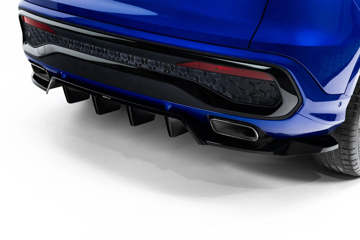 Blank sort hekksplitter fra Maxton Design til Audi Q5 Sportback Mk3