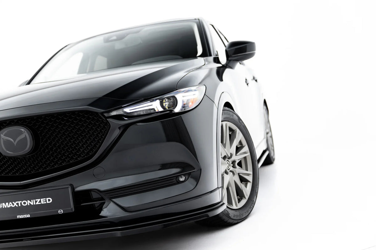 Detaljbilde av kanten på frontsplitter til Mazda CX-5 Mk2