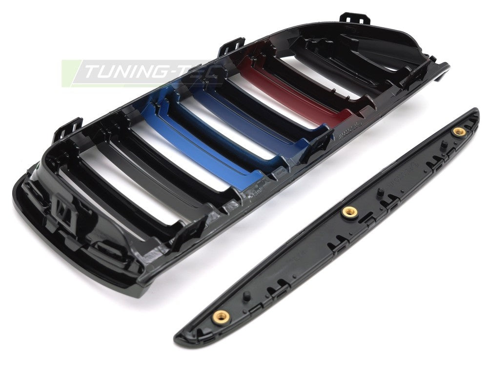 Nærbilde av grill til BMW E90/E91 i blank svart finish fra Tuning-Tec