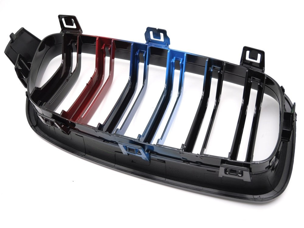 BMW 3 Serie F30 F31 sport grill glossy black med tri-colour dekor 2011-2018