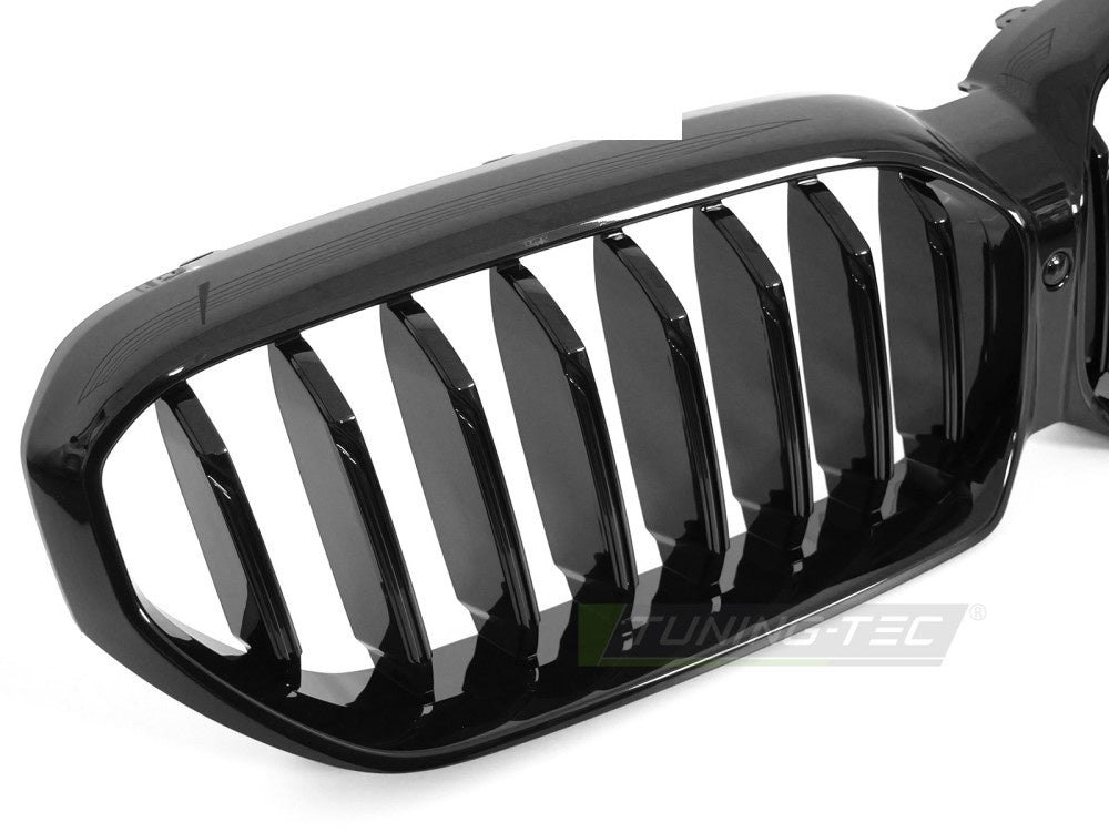 Tuning-Tec grill glossy black montert på BMW G31 LCI 20-23