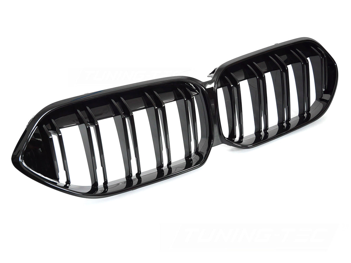 Sportsgrill i blank svart med Double Bar-design montert på BMW 2-serie F44