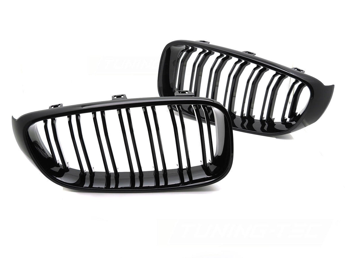Blank svart sportsgrill med dobbel bar montert på BMW F34 Gran Turismo frontparti
