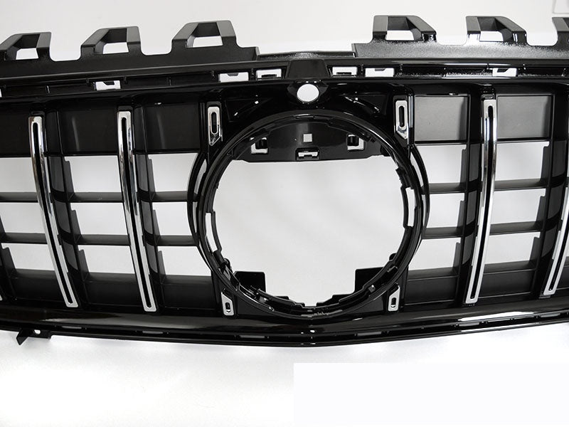 Sport style grill Mercedes CLA W118 2019â€“2023 detaljbilde av kromlameller