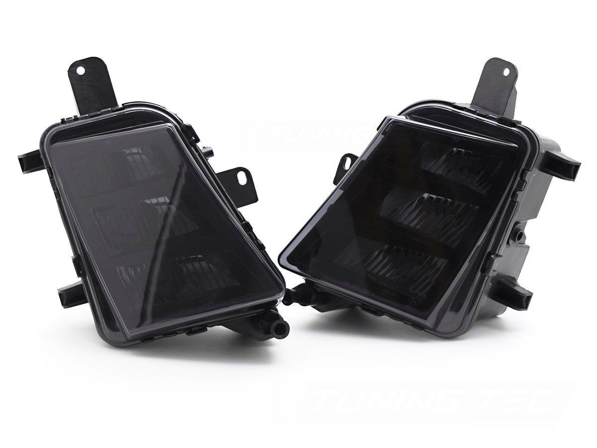 LED tåkelys smoke til VW Golf 7 2013–2017 sett forfra med tonet glass