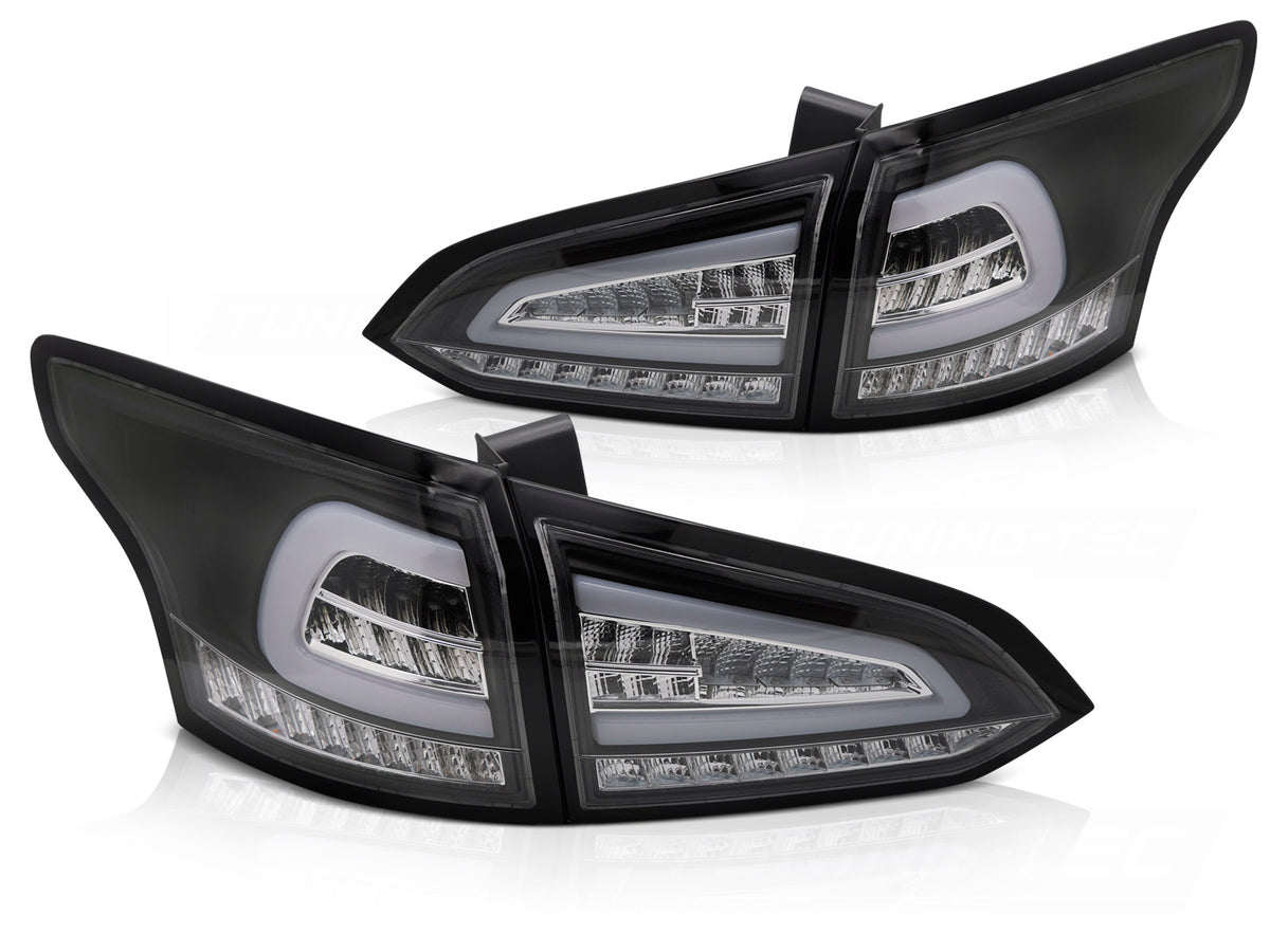LED baklykter Ford Focus MK3 stasjonsvogn svart hus med sekvensiell blinklys sett bakfra