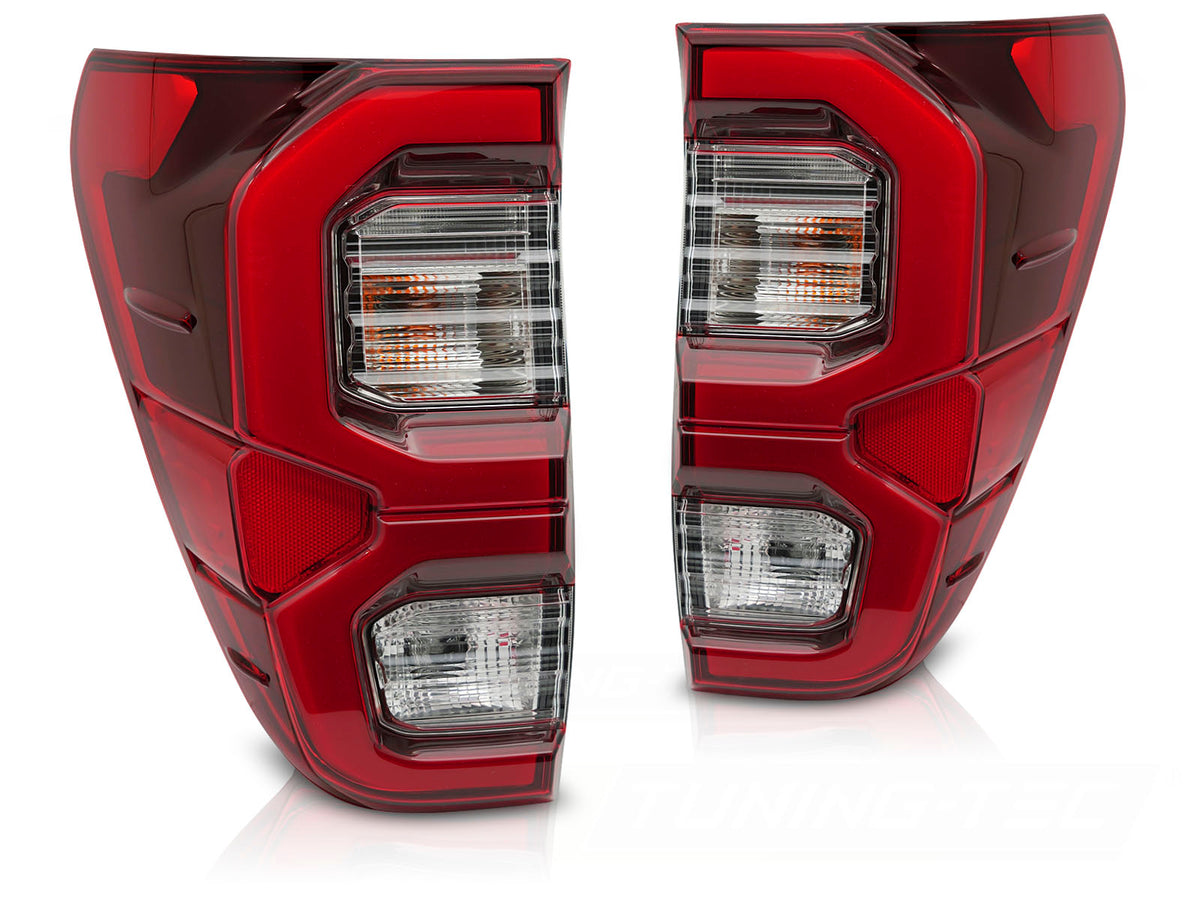 LED Bar baklykter Toyota Hilux 2016-2020 rød finish sett bakfra