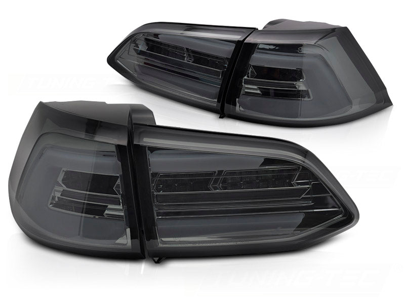 LED baklykter smoke med sekvensiell blinklys til VW Golf 7 2013–2017 sett bakfra