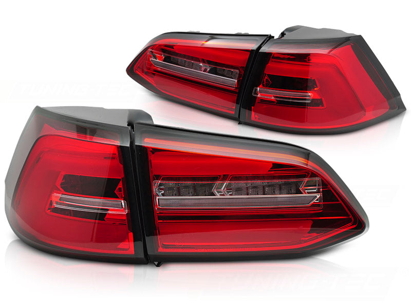 LED baklykter rød/hvit til VW Golf 7 Facelift 2017–2019 med sekvensiell blinklys sett bakfra