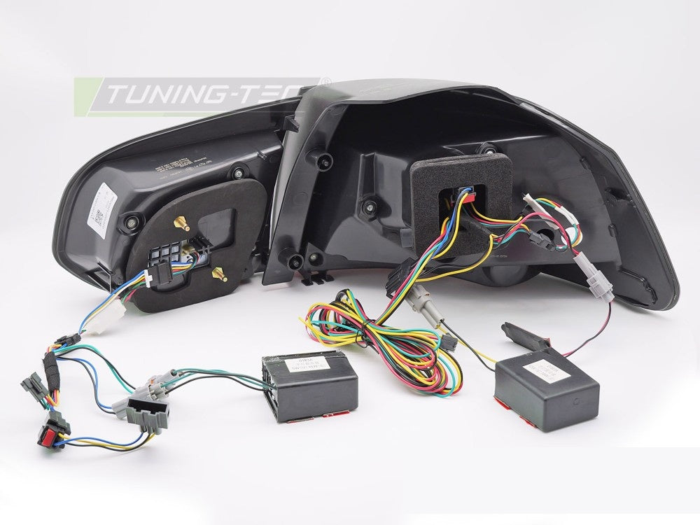Tuning-Tec OLED smoke baklykter montert på VW Golf 1 74-84