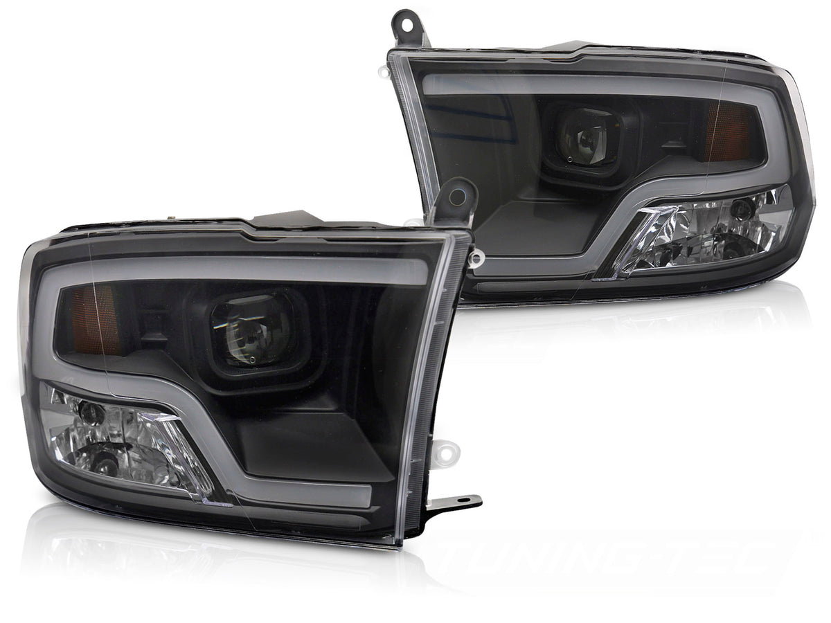 Frontlykter Dodge Ram 2009–2018 tube light projector svart hus sett forfra