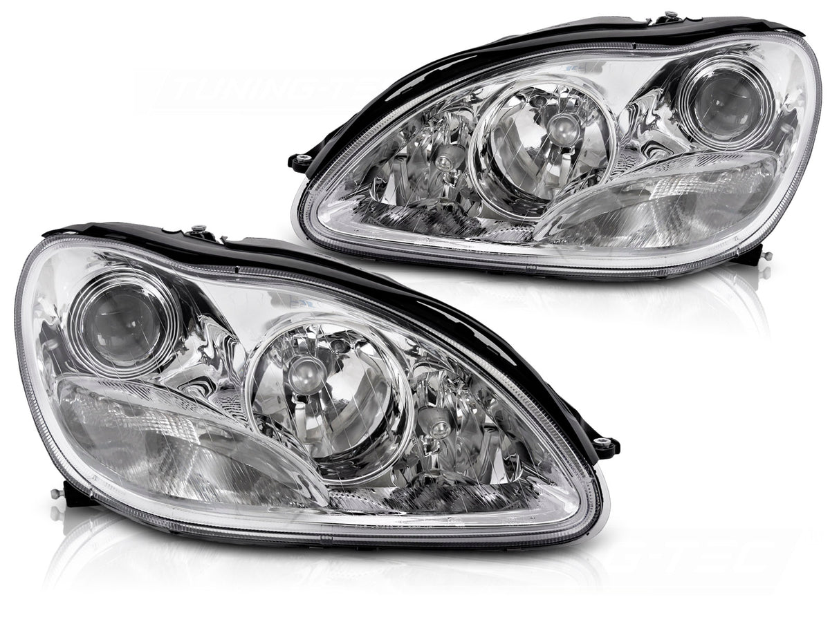 Frontlykter krom Mercedes S-Klasse W220 1998–2002 sett forfra med klar glass og krom reflektor