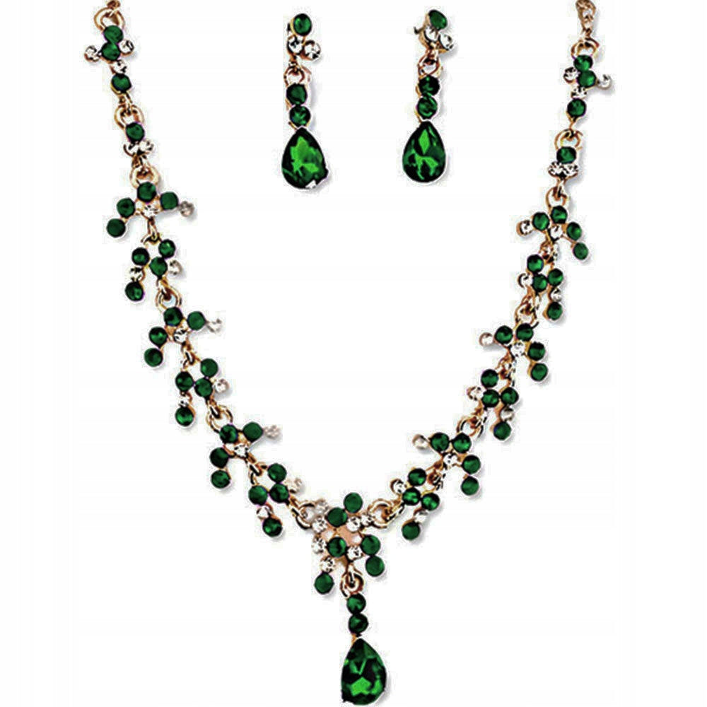 Gyllent smykkesett med smaragdfarget forgylt halskjede og grønne zirkoner