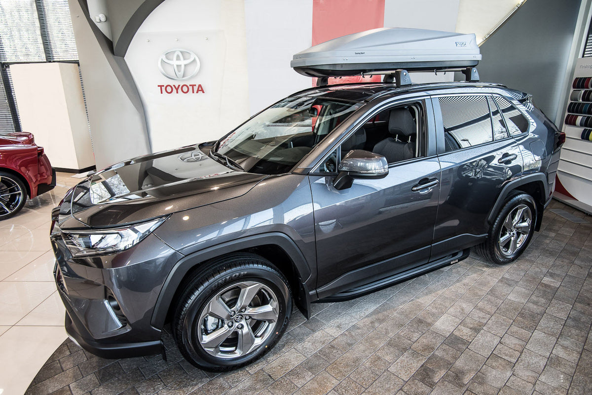 Stigtrinn Toyota RAV4 Ventshield (2019-) - sett bakfra