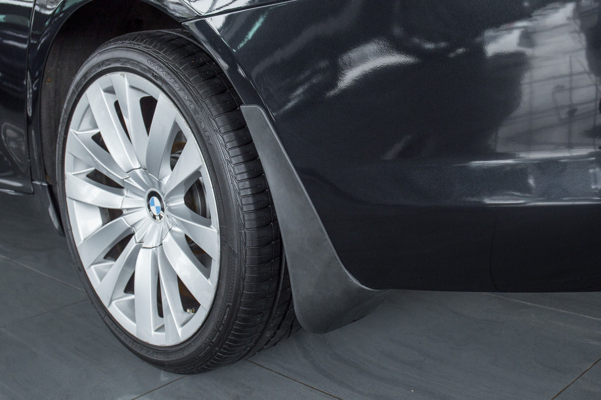 Ven-Tuning skvettlapp til Bmw 7 F01 F02 – svart ABS materiale