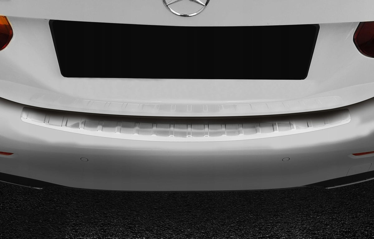 Avisa bakfangerbeskytter til Mercedes A IV V177 – børstet sølvfinish