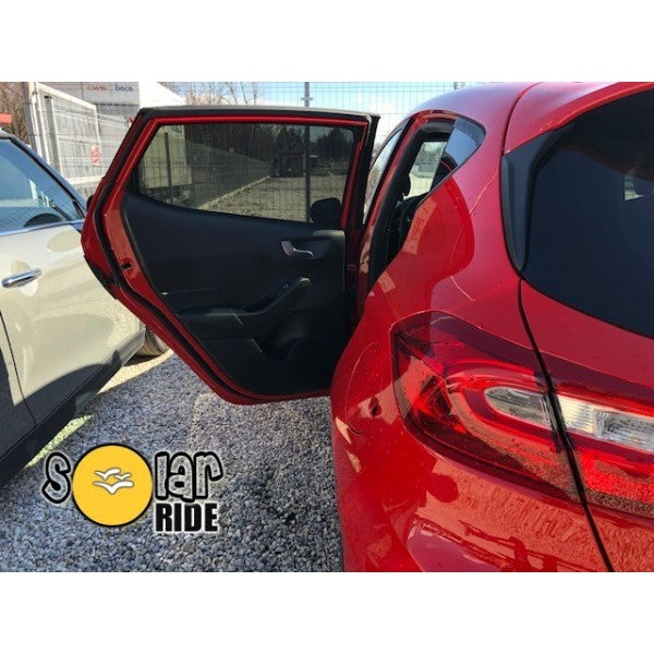 Solskjerm Ford Fiesta Mk7 (2016-2023) (4 stk) - sett forfra