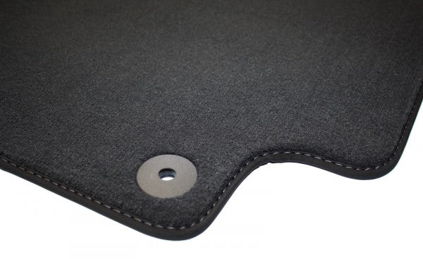 VAG OEM stoffmatter til Audi R8 (42) – svart stoff