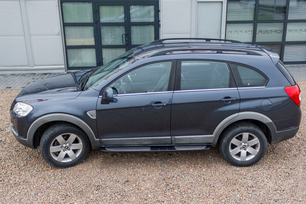 Stigtrinn Chevrolet Captiva Ventshield (2007-2015) - sett forfra