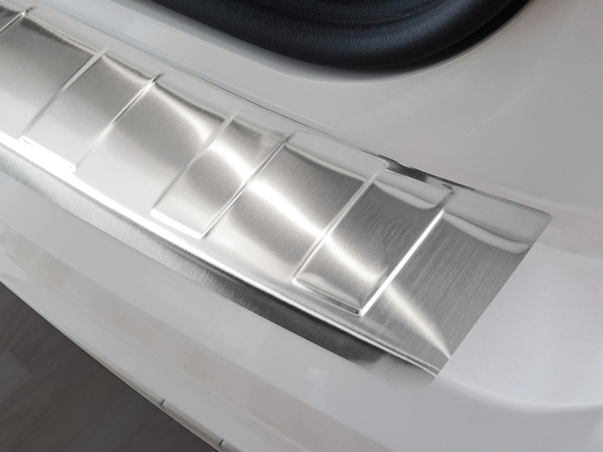 Bakfangerbeskytter Audi Q2 / SQ2 GA – Rustfritt stål - detaljer