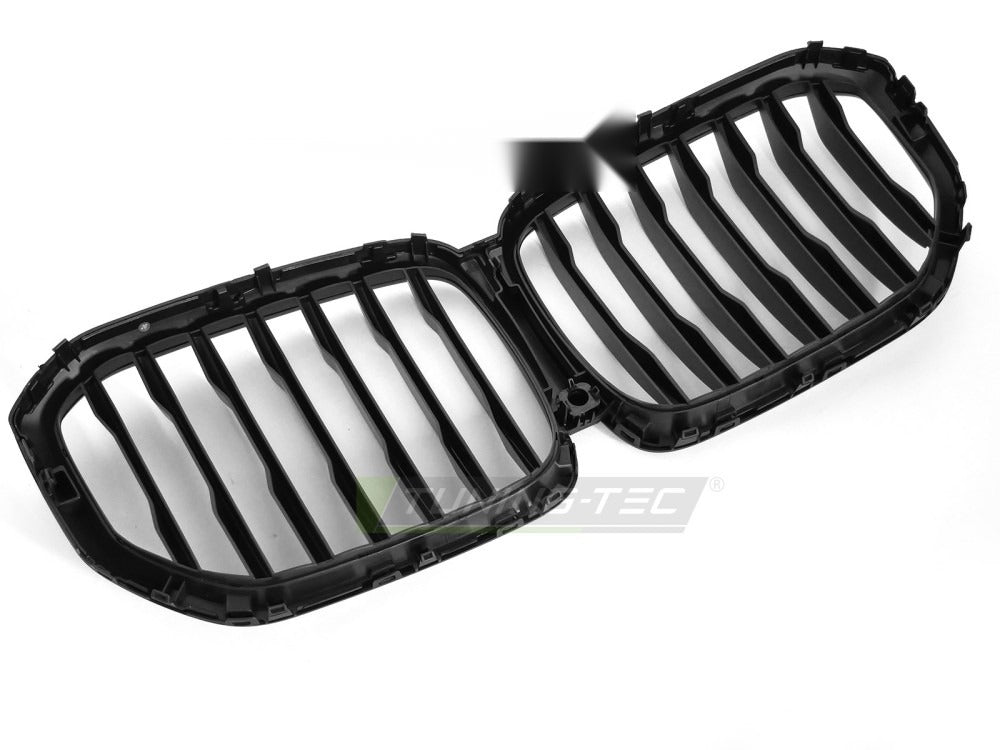Grill X5 G05 19-22 matt sort med festedetaljer.