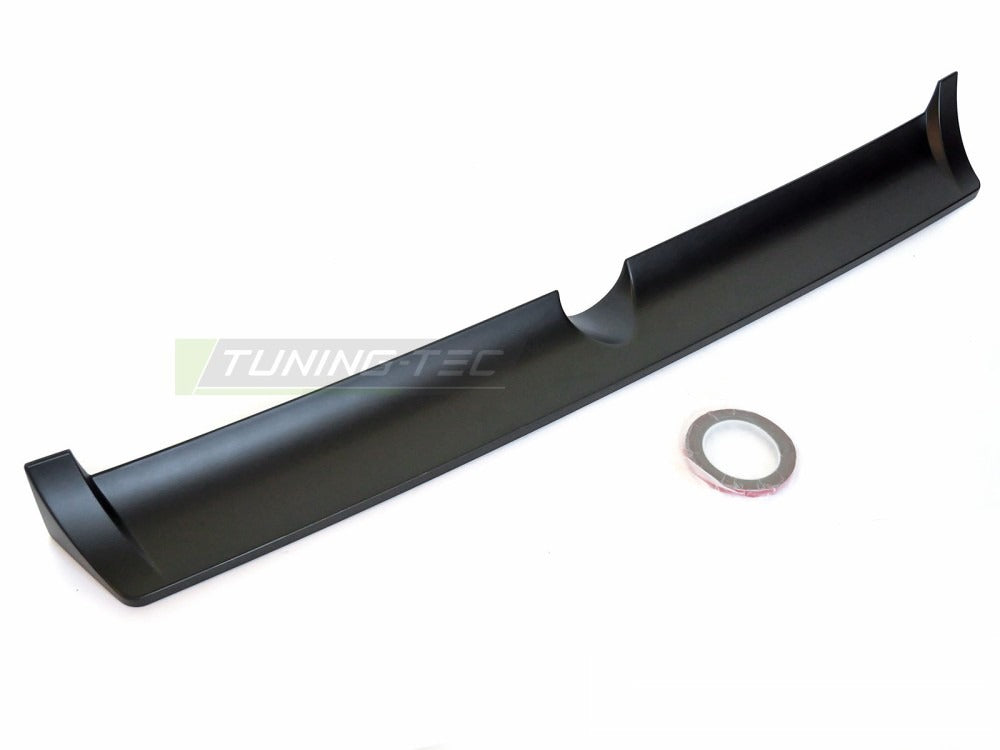 Spoiler Svart BMW E30 Touring 87-94 med medfølgende deler