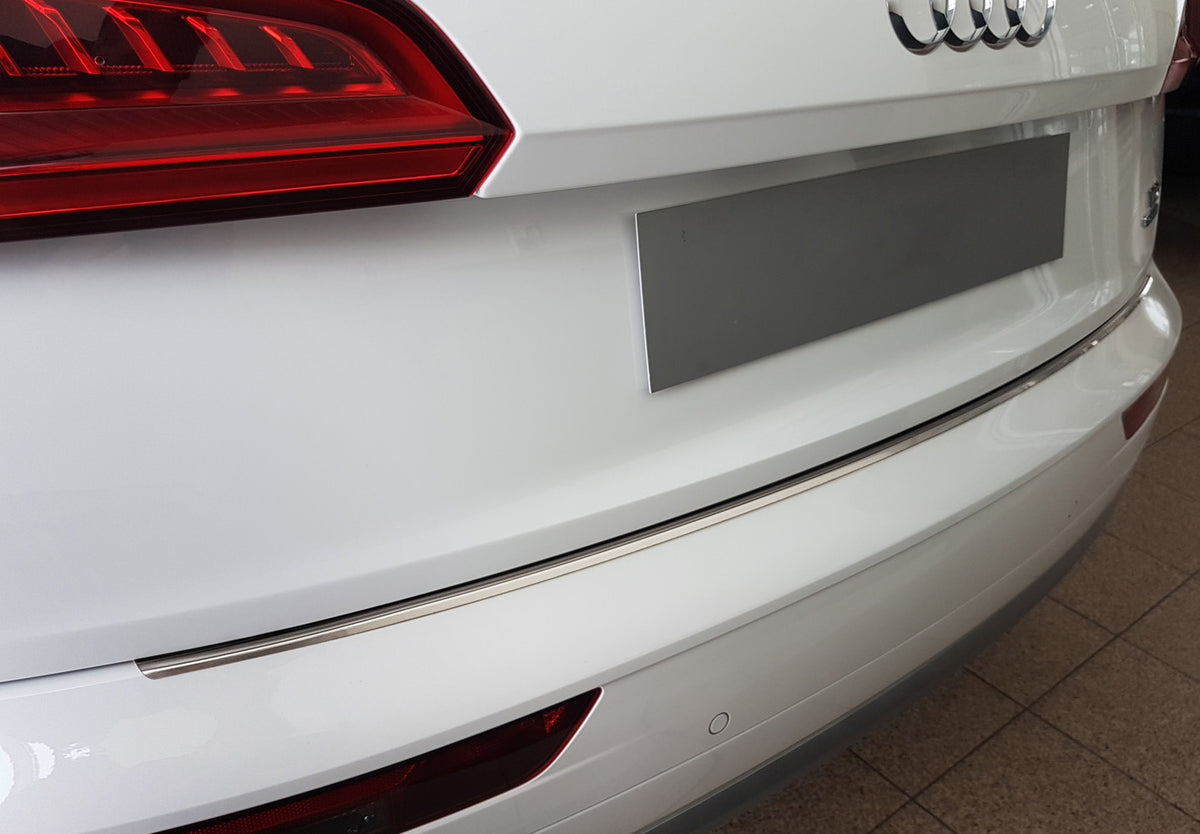 Bakfangerbeskytter Audi Q5 FY (2016-2024) – Rustfritt stål - detaljer