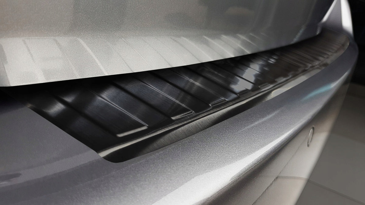 Bakfangerbeskytter Peugeot 308 II SW (2013-2021) – Rustfritt stål - nærbilde