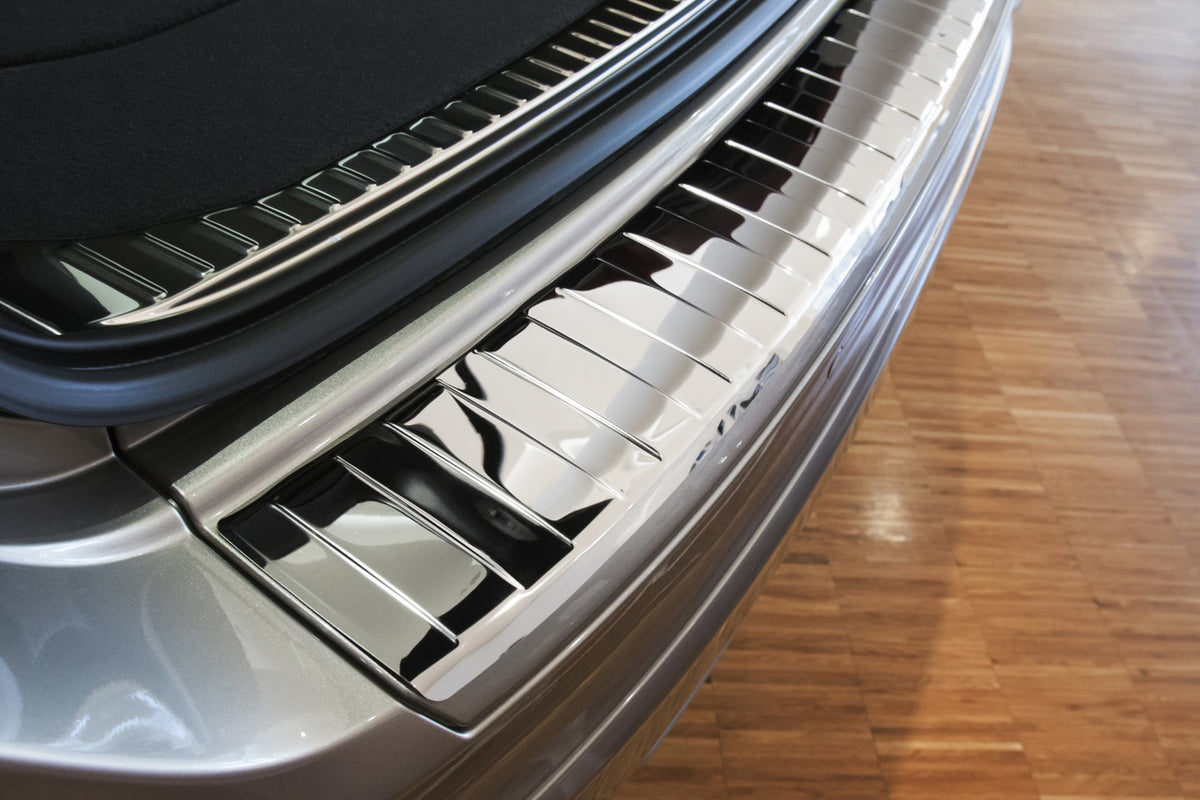 Bakfangerbeskytter Volvo XC60 I Facelift / Silver Edition (2013-2017) – Rustfritt stål - detaljer