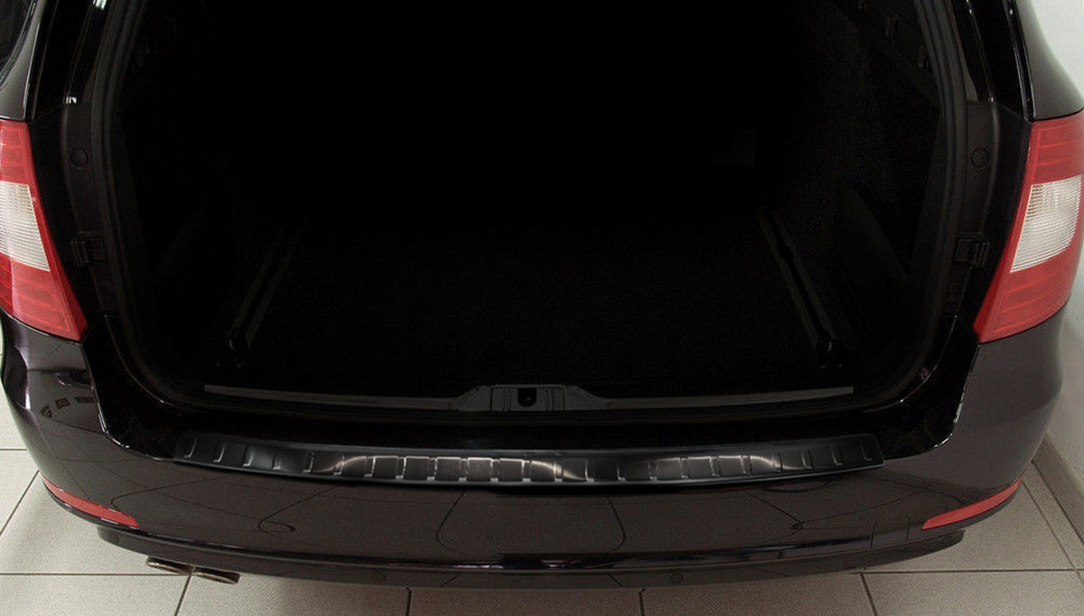 Avisa bakfangerbeskytter til Skoda Superb II Stasjonsvogn – rustfritt stål