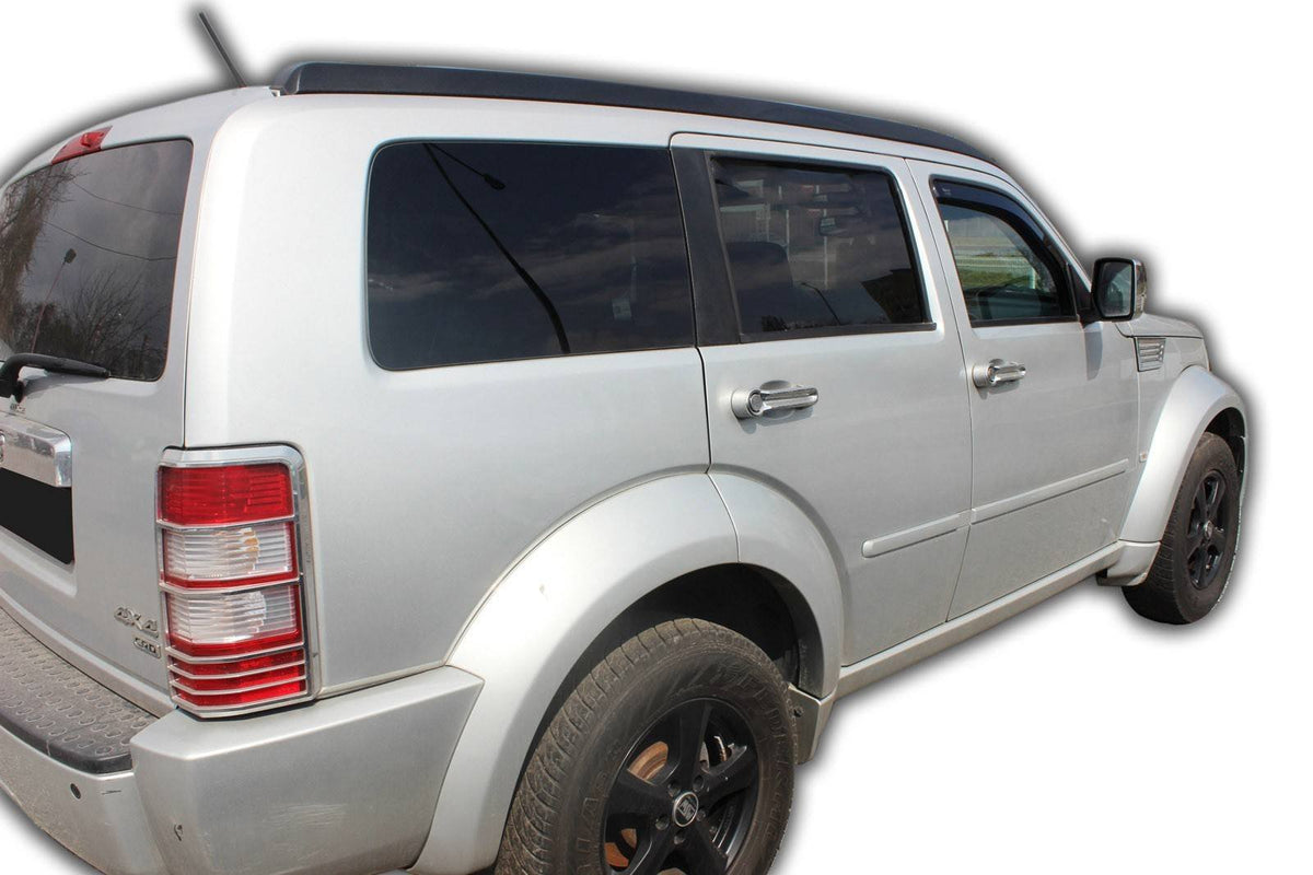 Heko vindavviser til Dodge NITRO 5-dørs – røykfarget