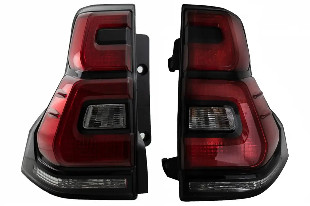 Baklykter Led/Rød Klar Design -  Toyota Land Cruiser (J150) 10-18 | Nomax.no🥇
